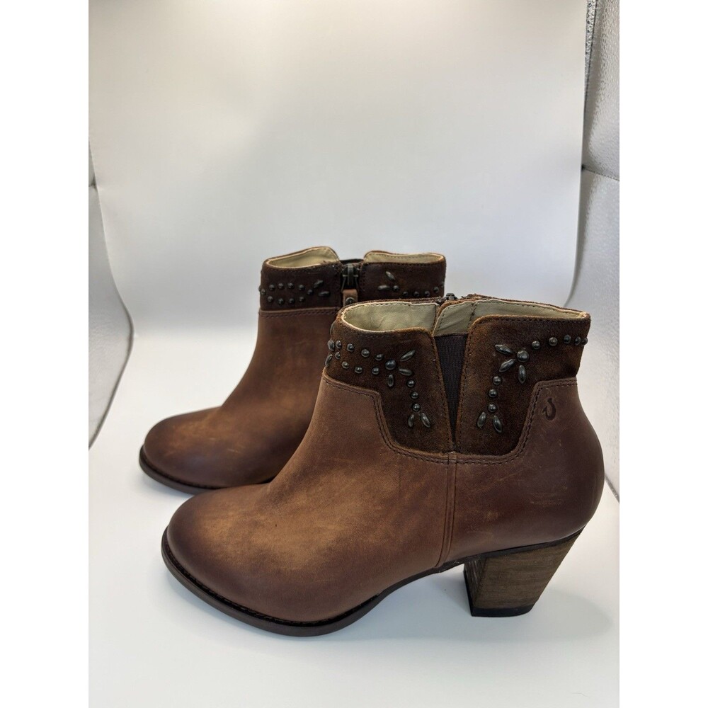 OluKai Ho'ohilu Women's Brown Leather Ankle Bootie Side Zip Studded US 6.5